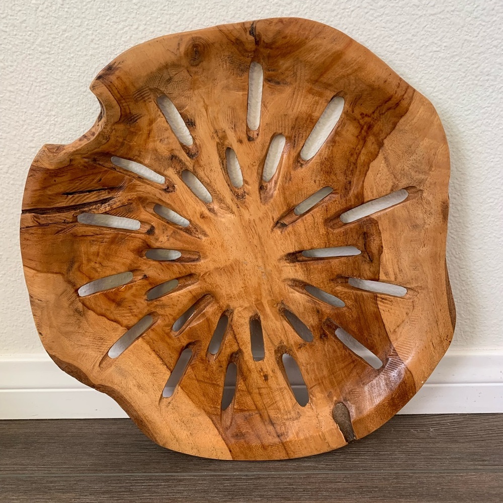 Handcrafted Wood decoration